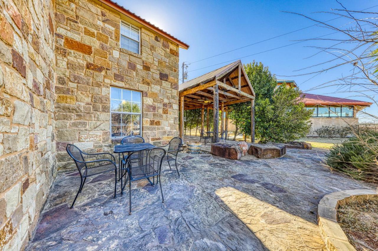 Vila The Plum @ Mendelbaum Winery Guest Cabins Fredericksburg Exteriér fotografie