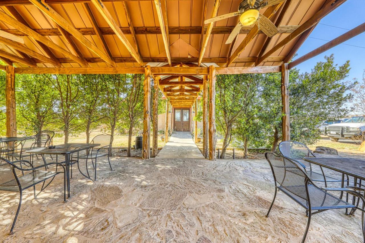 Vila The Plum @ Mendelbaum Winery Guest Cabins Fredericksburg Exteriér fotografie